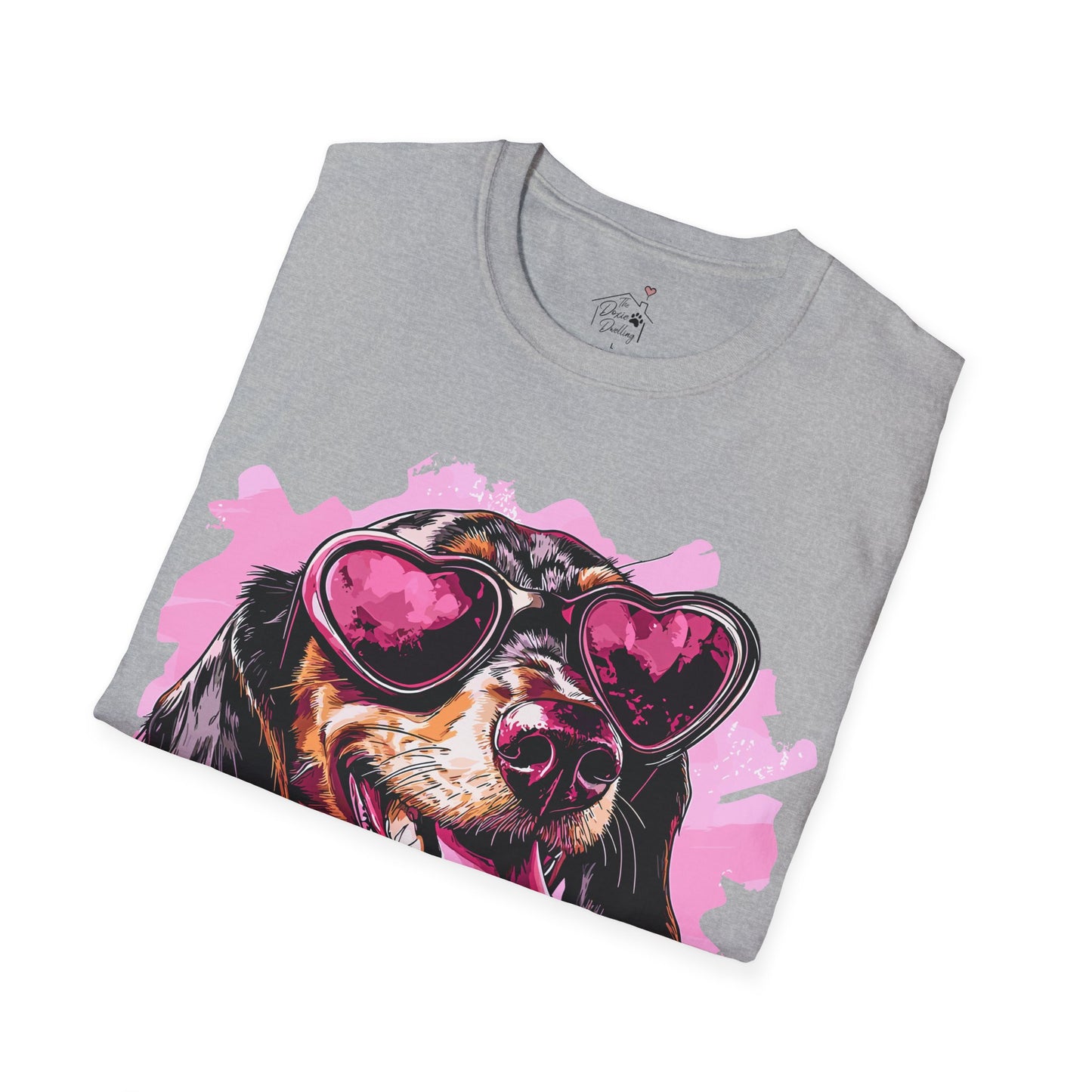"Heart Eyes" Black & Tan Smooth-Haired Dachshund Unisex Softstyle T-Shirt