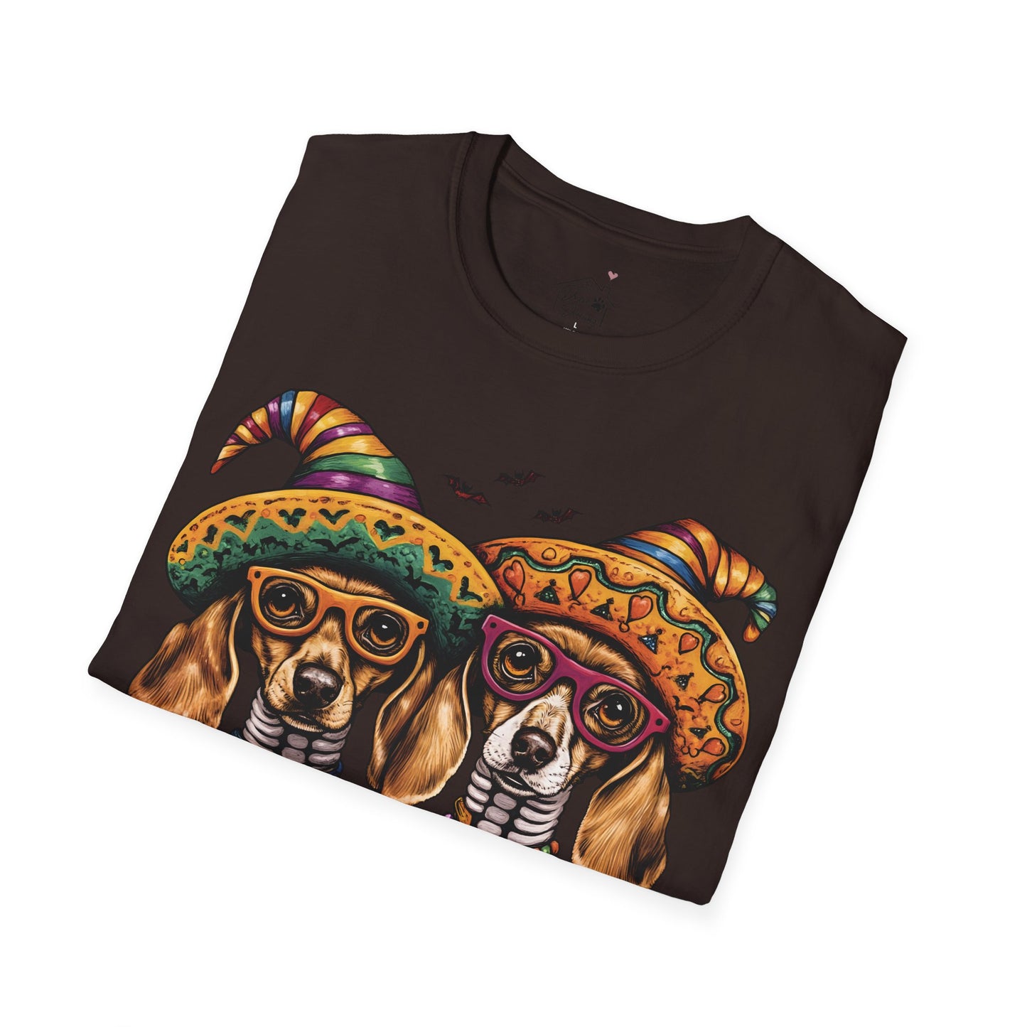 "Viva los Doxies!" Tan Smooth-Haired Dachshund Halloween Unisex Softstyle T-Shirt
