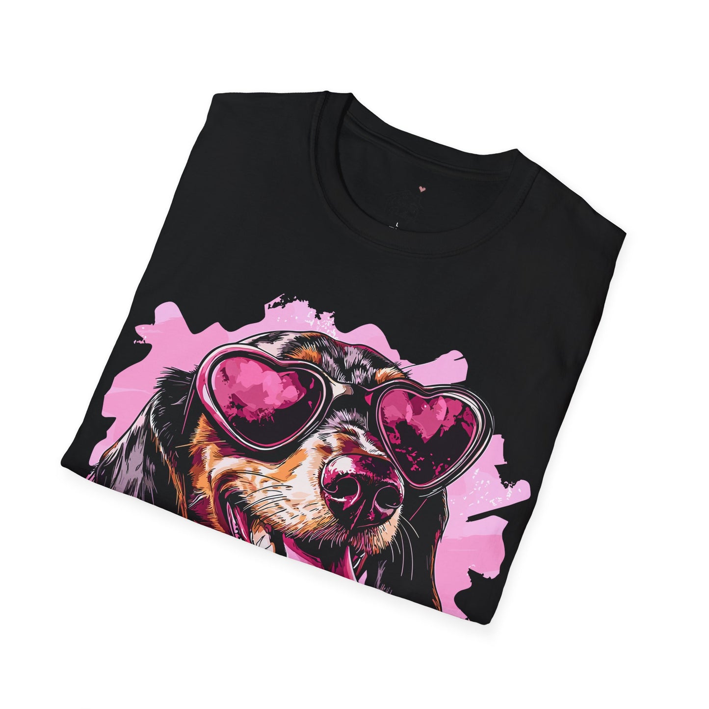 "Heart Eyes" Black & Tan Smooth-Haired Dachshund Unisex Softstyle T-Shirt