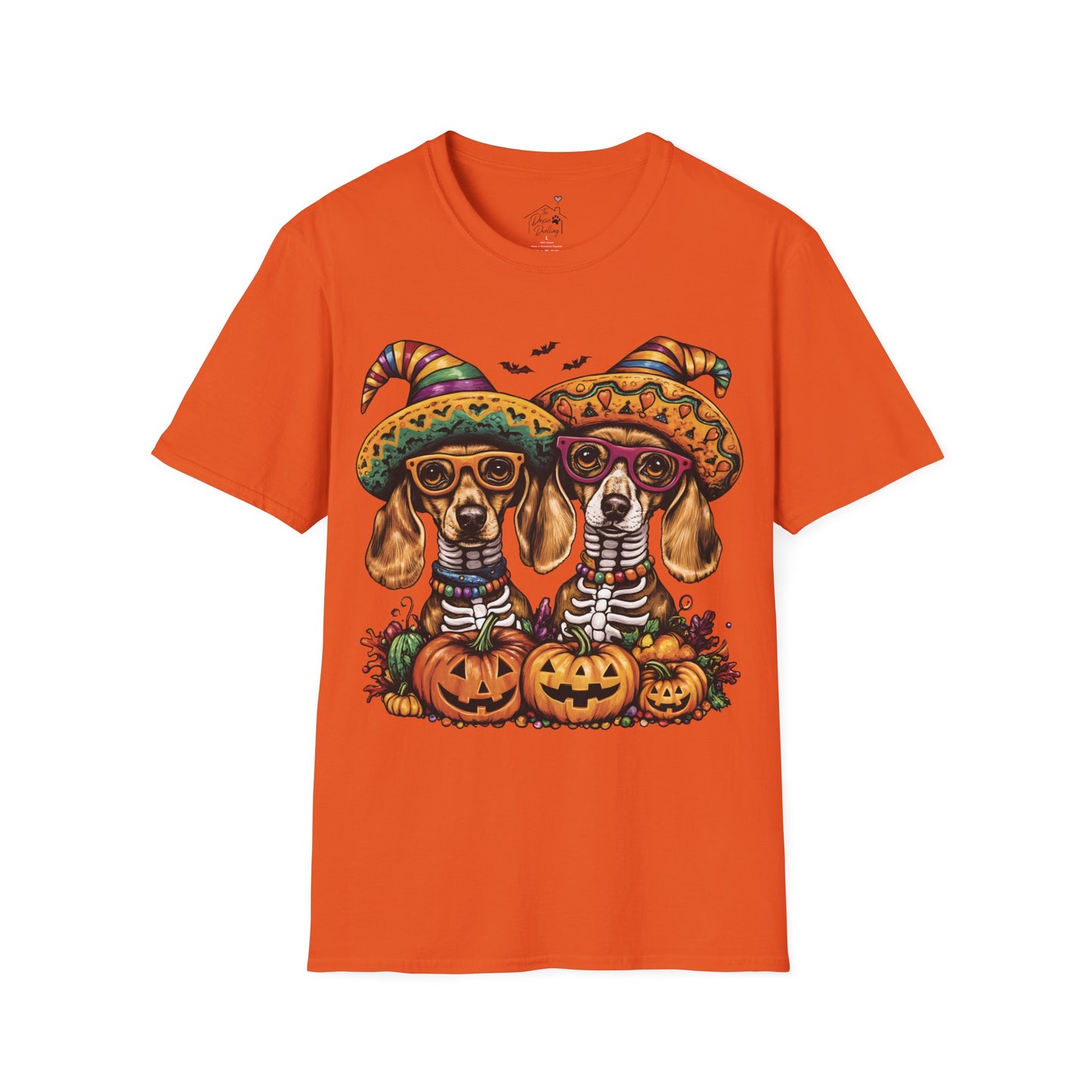 "Viva los Doxies!" Tan Smooth-Haired Dachshund Halloween Unisex Softstyle T-Shirt