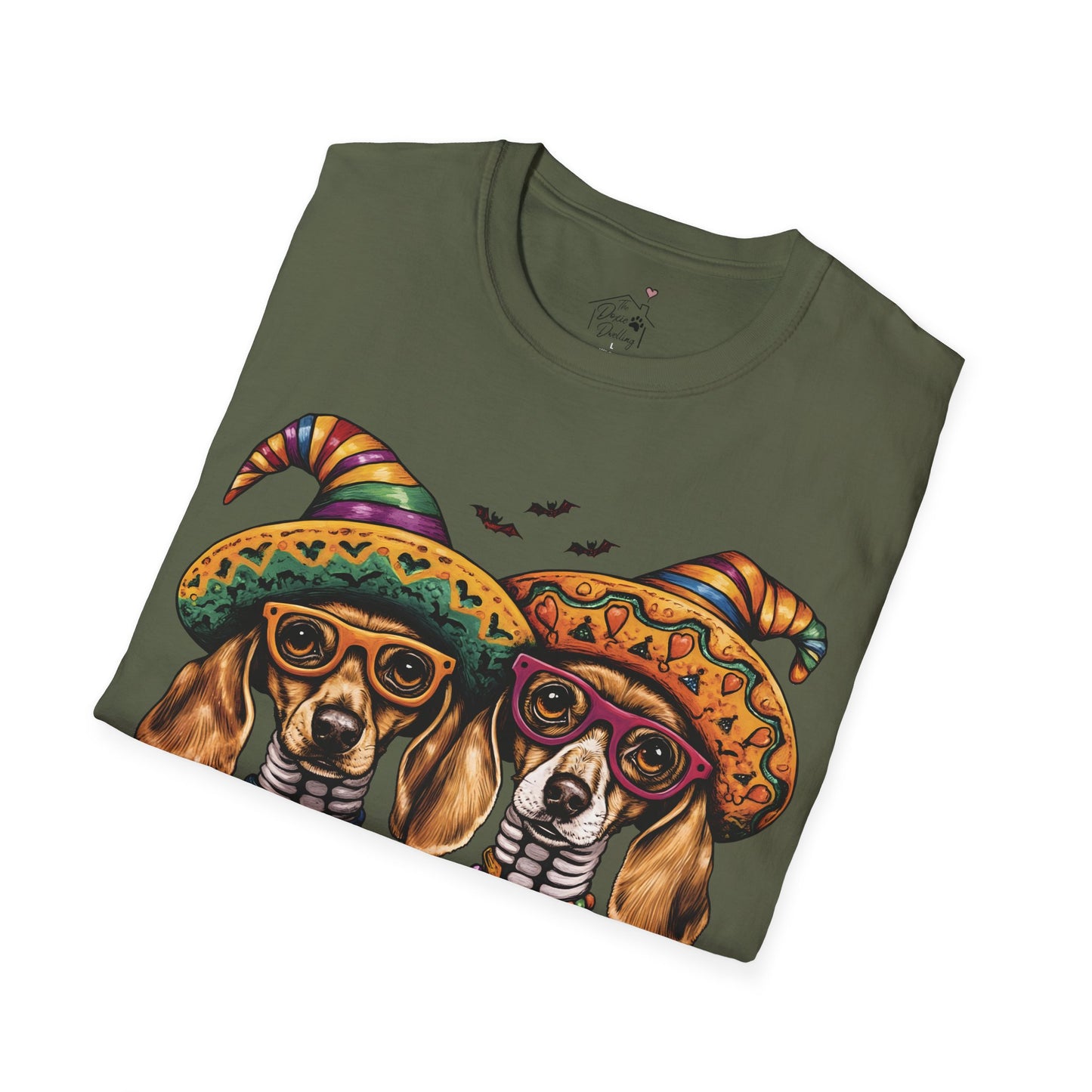 "Viva los Doxies!" Tan Smooth-Haired Dachshund Halloween Unisex Softstyle T-Shirt