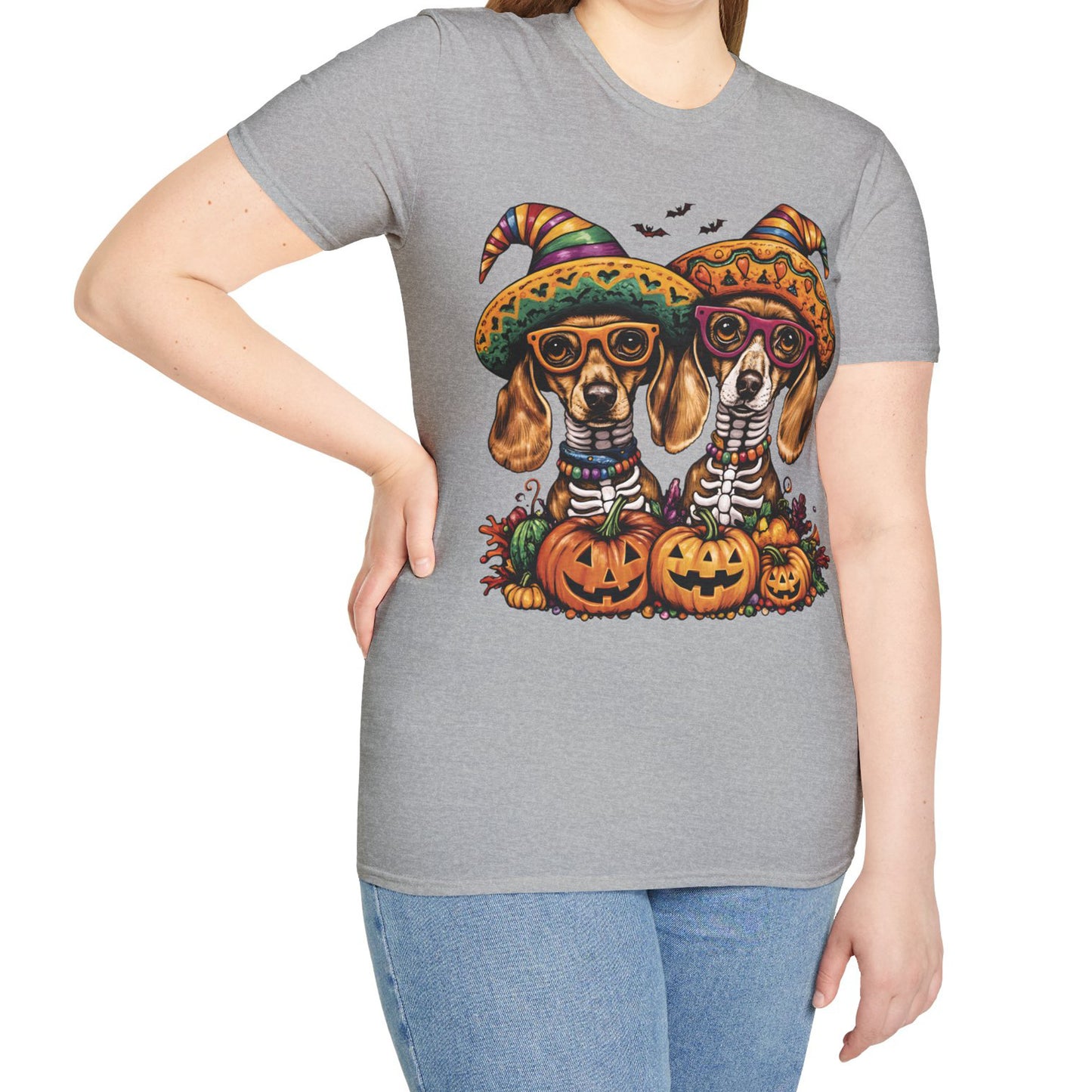 "Viva los Doxies!" Tan Smooth-Haired Dachshund Halloween Unisex Softstyle T-Shirt