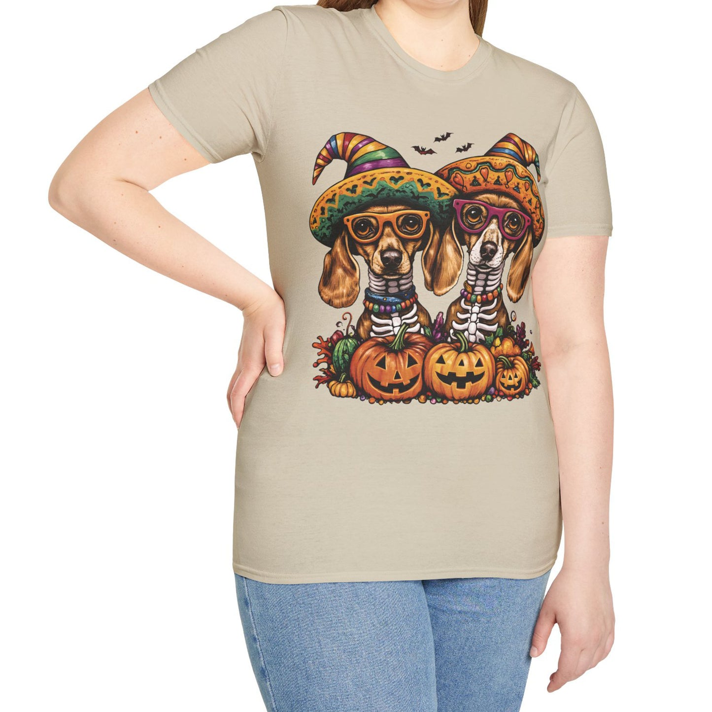 "Viva los Doxies!" Tan Smooth-Haired Dachshund Halloween Unisex Softstyle T-Shirt