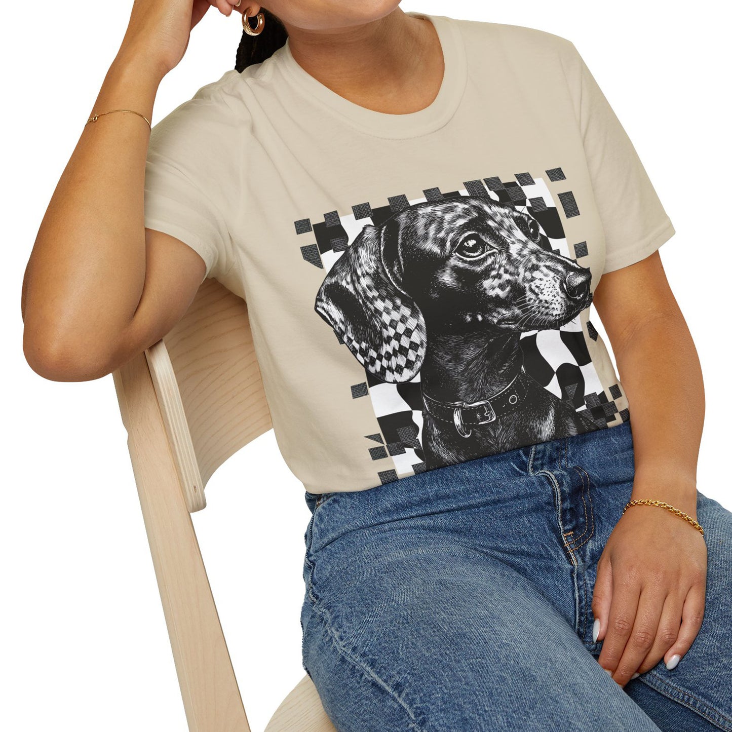 "Smooth Checked" Black & Tan Smooth-Haired Dachshund Unisex Softstyle T-Shirt