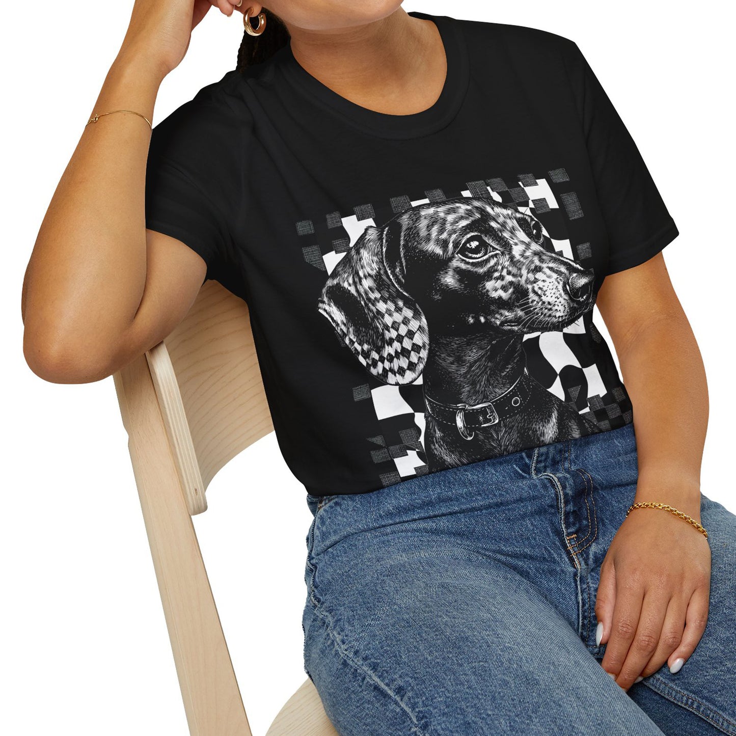 "Smooth Checked" Black & Tan Smooth-Haired Dachshund Unisex Softstyle T-Shirt