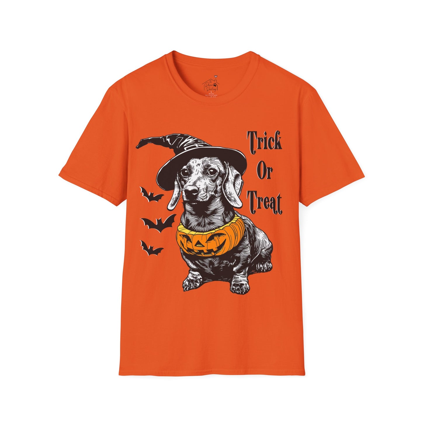 "Trick Or Treat" Smooth-Haired Dachshund Halloween Unisex Softstyle T-Shirt