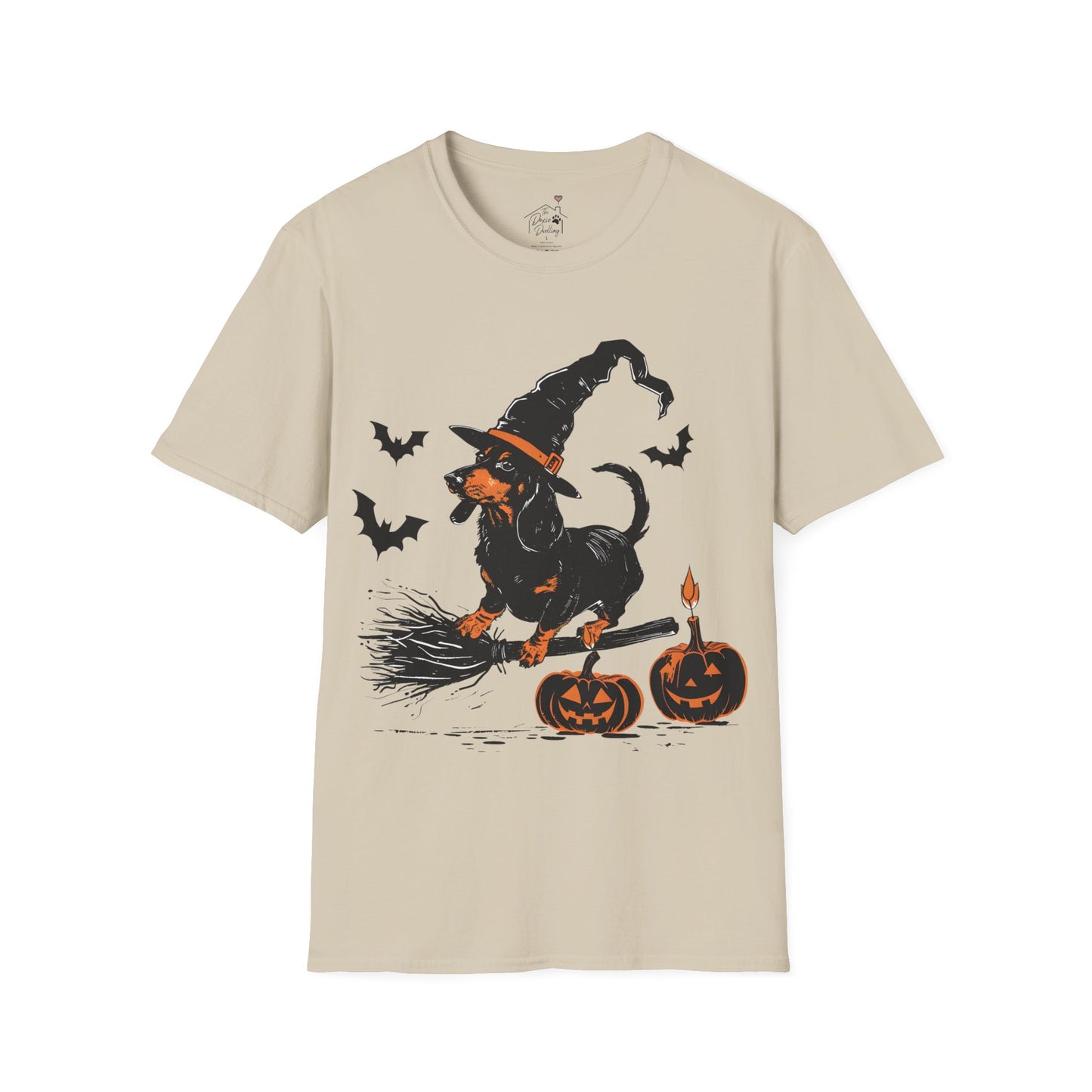 "Hocus Pocus" Black and Tan Smooth-Haired Dachshund Halloween Unisex Softstyle T-Shirt