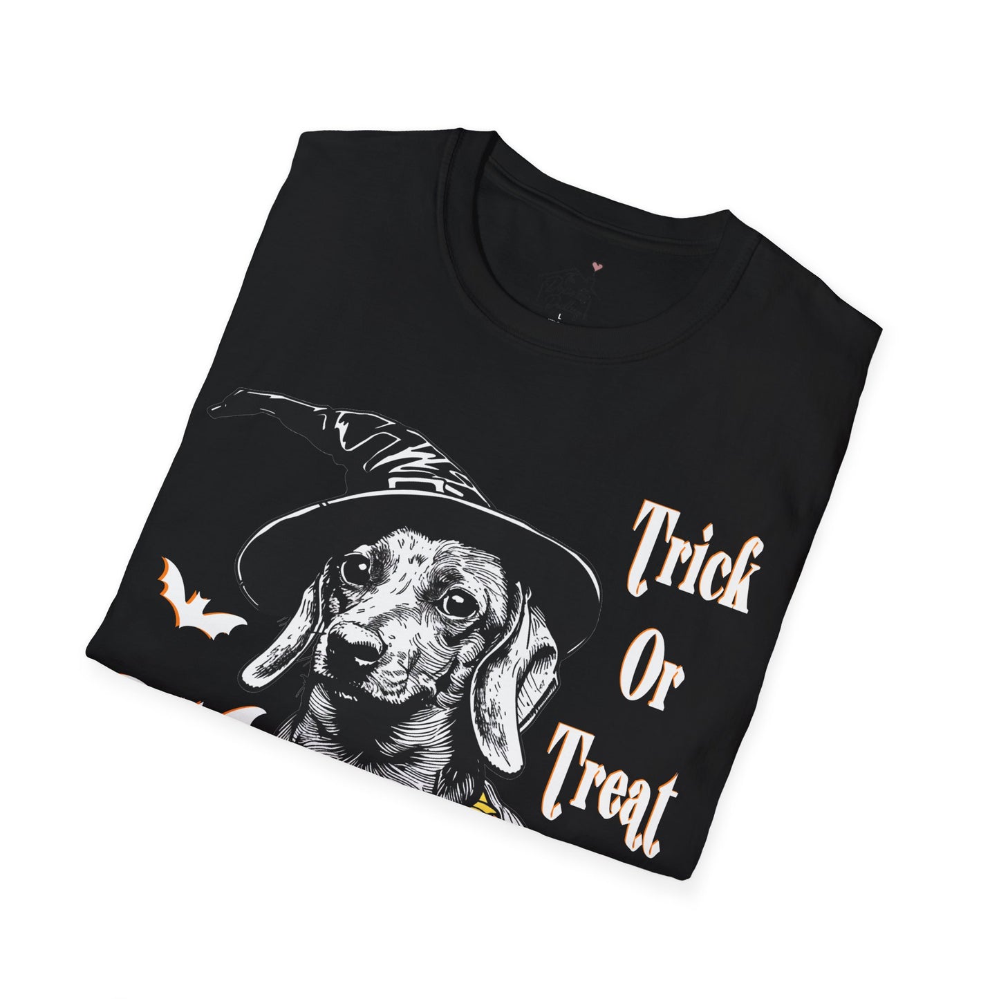 "Trick Or Treat" Smooth-Haired Dachshund Halloween Unisex Softstyle T-Shirt