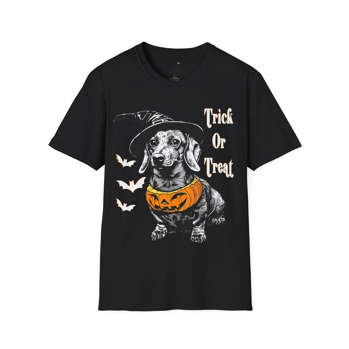 "Trick Or Treat" Smooth-Haired Dachshund Halloween Unisex Softstyle T-Shirt