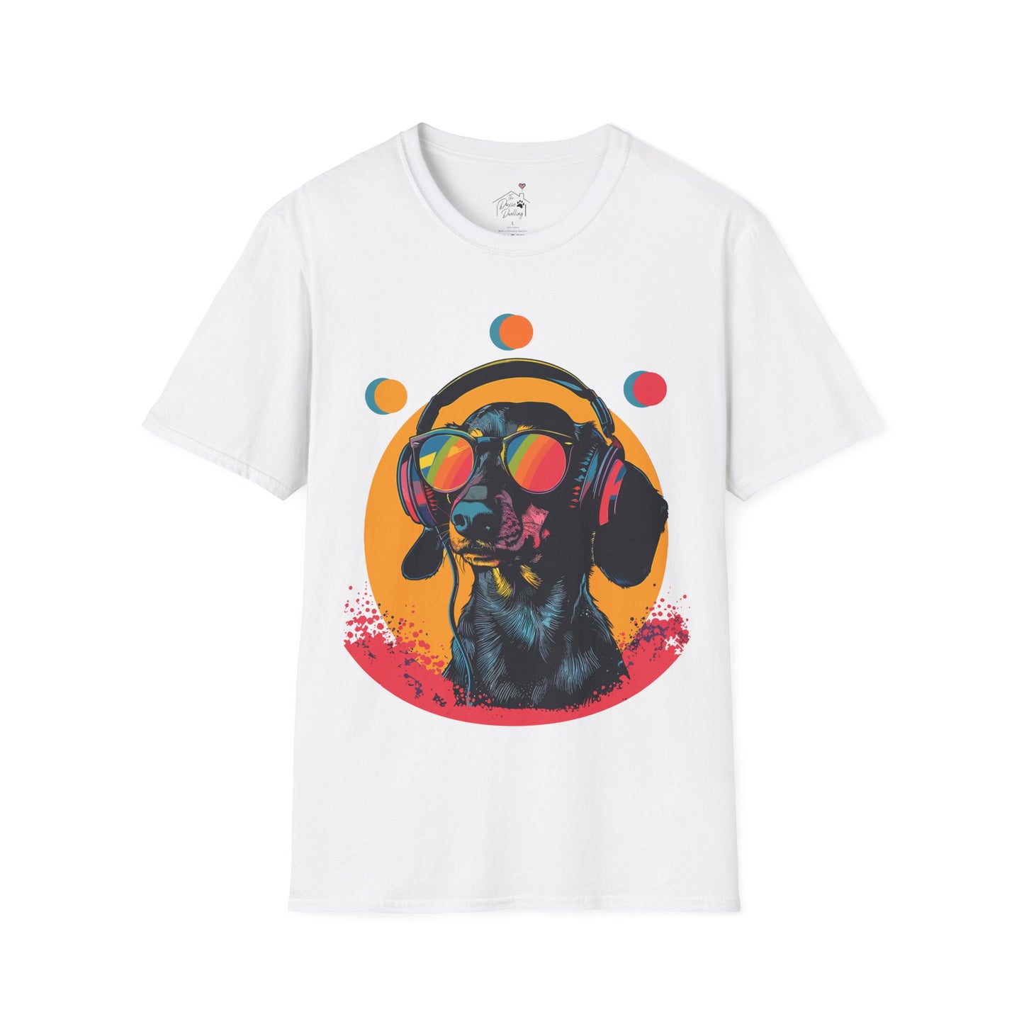 "Groove On" Black & Tan Smooth-Haired Dachshund Unisex Softstyle T-Shirt