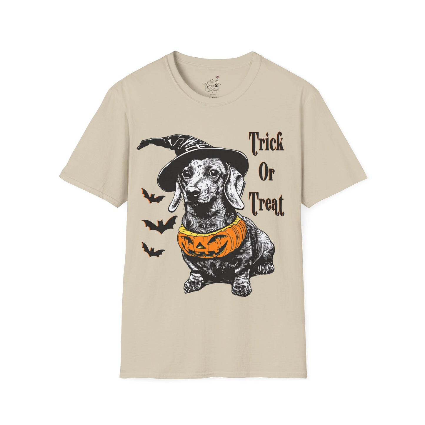 "Trick Or Treat" Smooth-Haired Dachshund Halloween Unisex Softstyle T-Shirt