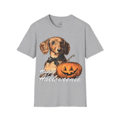 "Bowtie" Tan Smooth-Haired Dachshund Halloween Unisex Softstyle T-Shirt