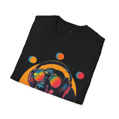 "Groove On" Black & Tan Smooth-Haired Dachshund Unisex Softstyle T-Shirt