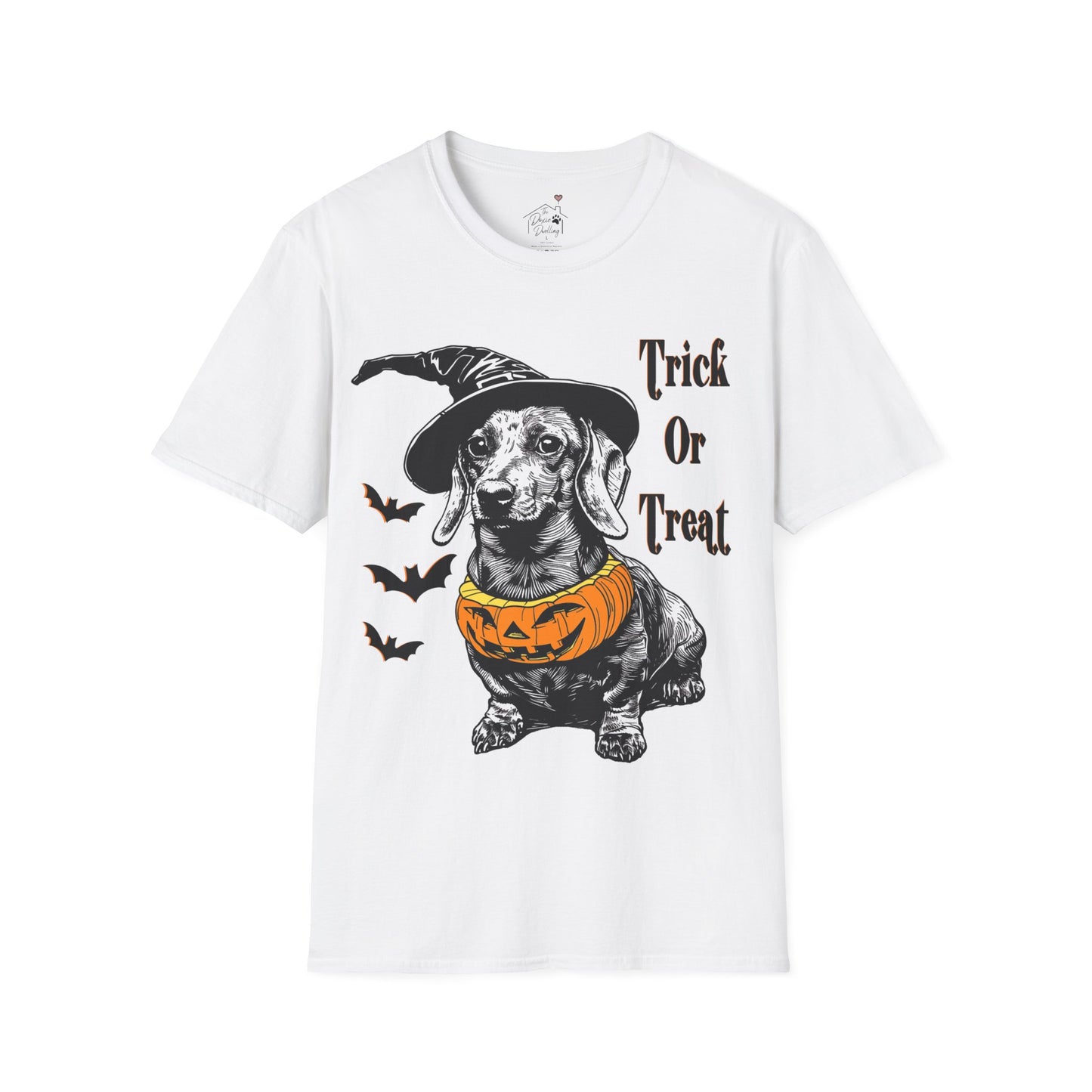 "Trick Or Treat" Smooth-Haired Dachshund Halloween Unisex Softstyle T-Shirt