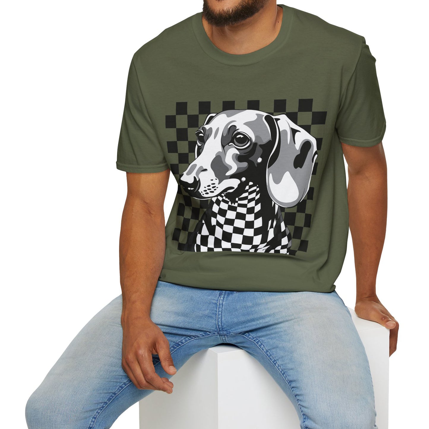 "Check, Please!" Tan Smooth-Haired Dachshund Unisex Softstyle T-Shirt