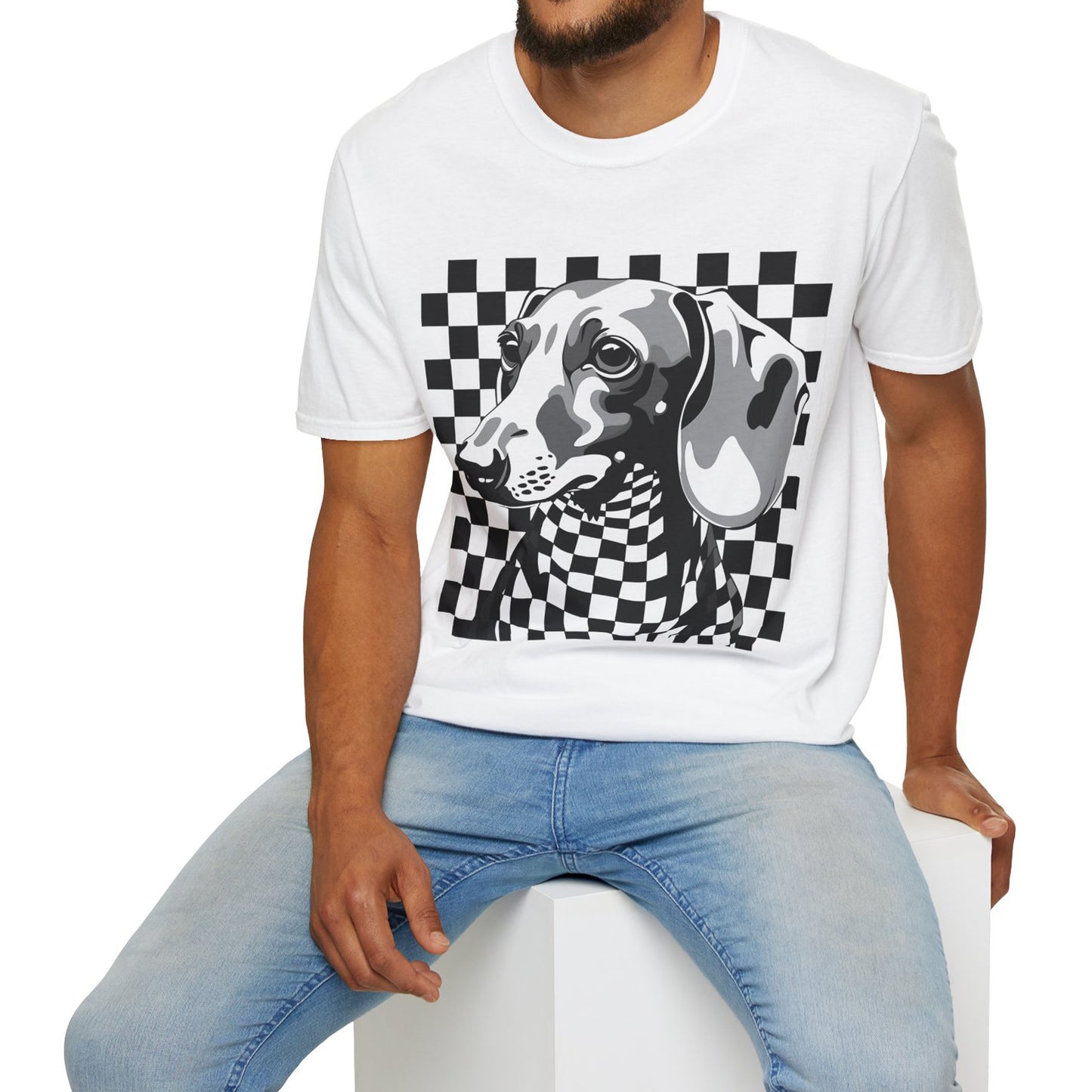 "Check, Please!" Tan Smooth-Haired Dachshund Unisex Softstyle T-Shirt