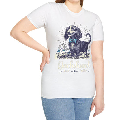 "Circa" Black & Tan Long-Haired Dachshund Unisex Softstyle T-Shirt