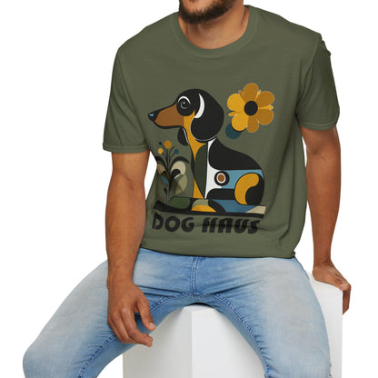 "Smooth Haus" Smooth-Haired Dachshund Unisex Softstyle T-Shirt