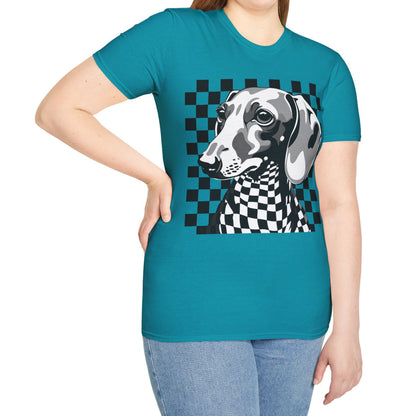 "Check, Please!" Tan Smooth-Haired Dachshund Unisex Softstyle T-Shirt