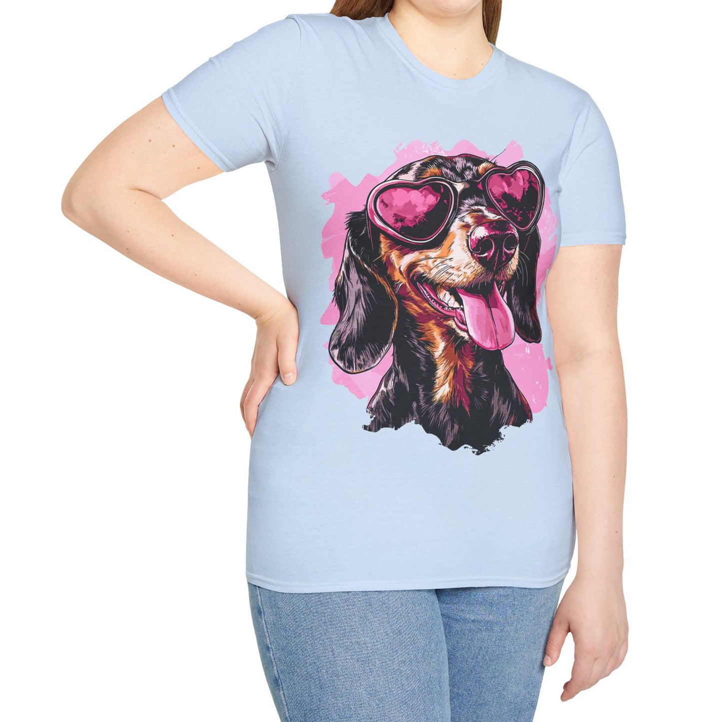 "Heart Eyes" Black & Tan Smooth-Haired Dachshund Unisex Softstyle T-Shirt