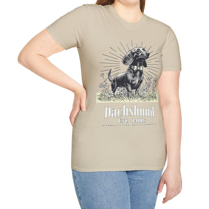 "Circa" Smooth-Haired Dachshund Unisex Softstyle T-Shirt