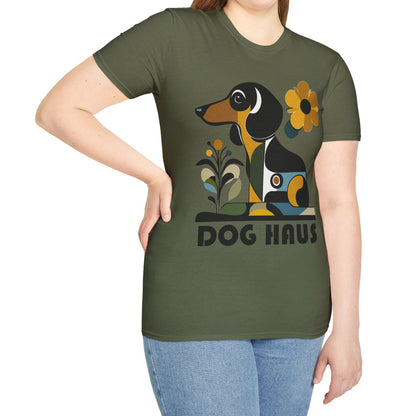 "Smooth Haus" Smooth-Haired Dachshund Unisex Softstyle T-Shirt