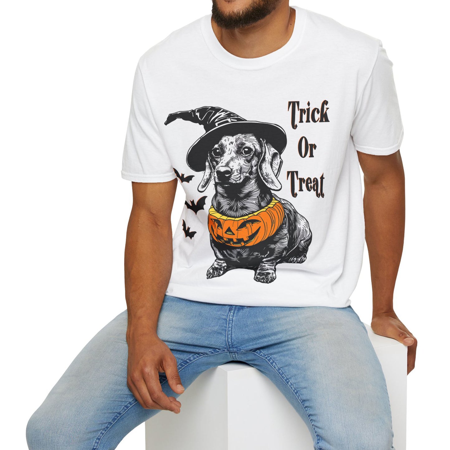 "Trick Or Treat" Smooth-Haired Dachshund Halloween Unisex Softstyle T-Shirt