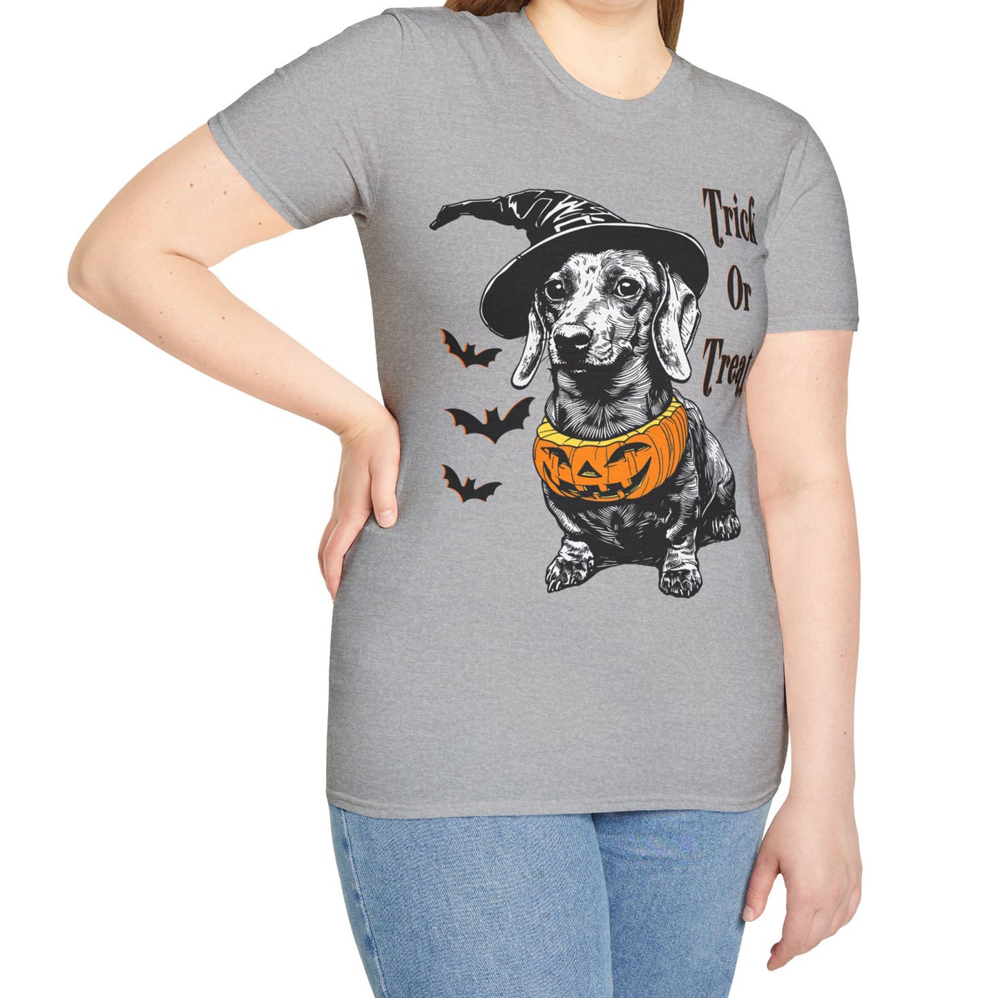 "Trick Or Treat" Smooth-Haired Dachshund Halloween Unisex Softstyle T-Shirt