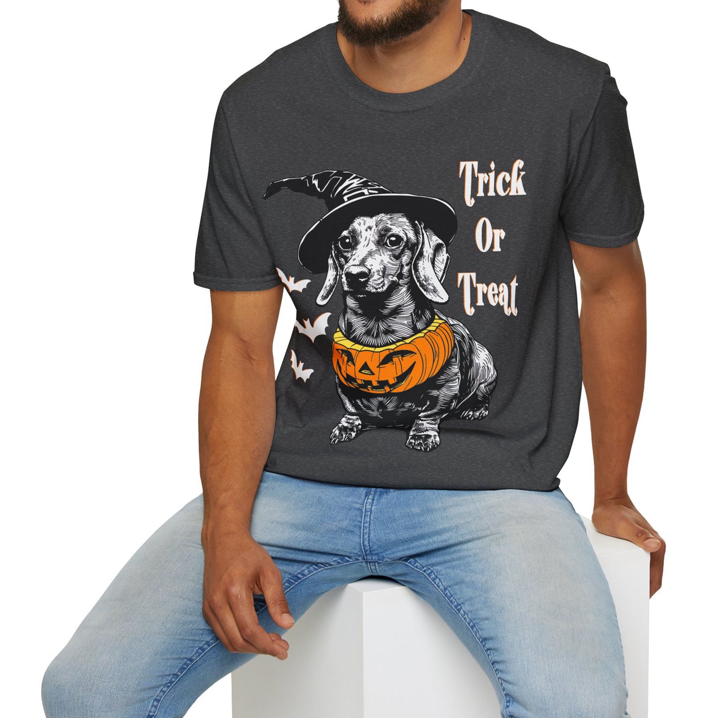"Trick Or Treat" Smooth-Haired Dachshund Halloween Unisex Softstyle T-Shirt