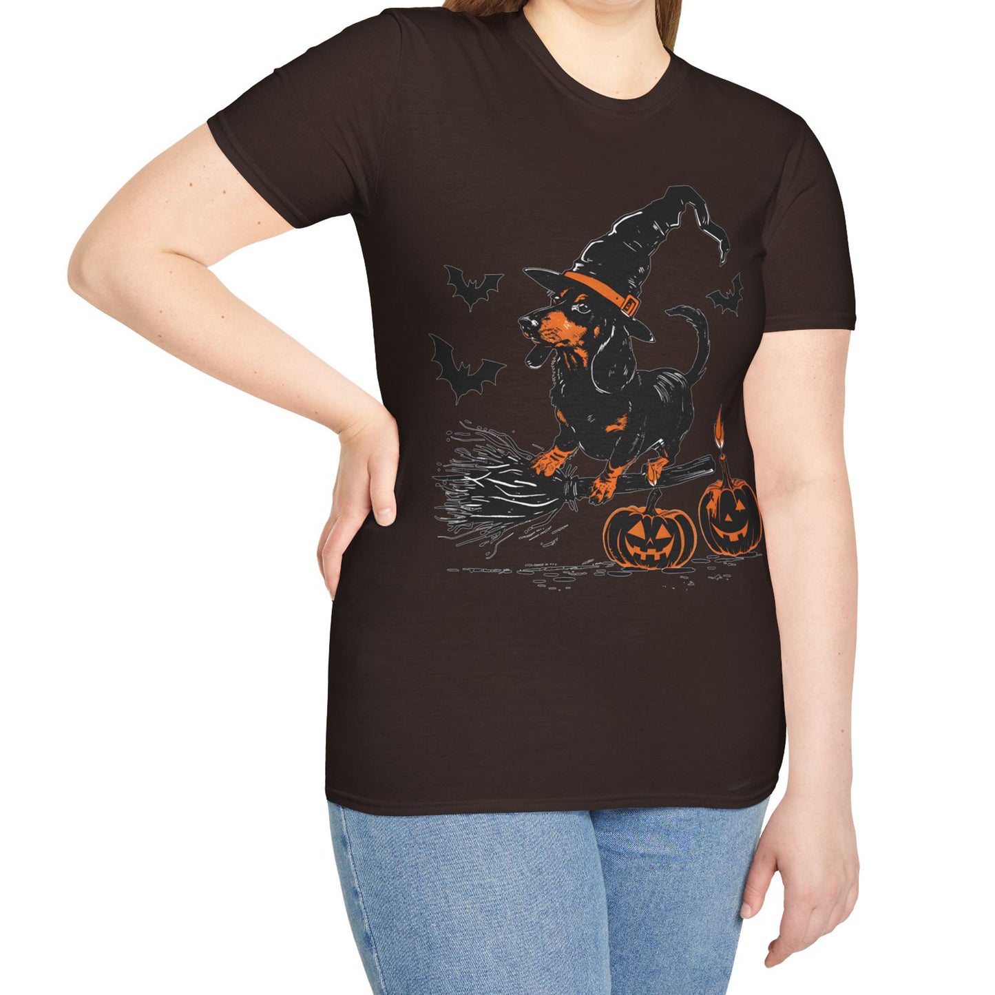 "Hocus Pocus" Black and Tan Smooth-Haired Dachshund Halloween Unisex Softstyle T-Shirt