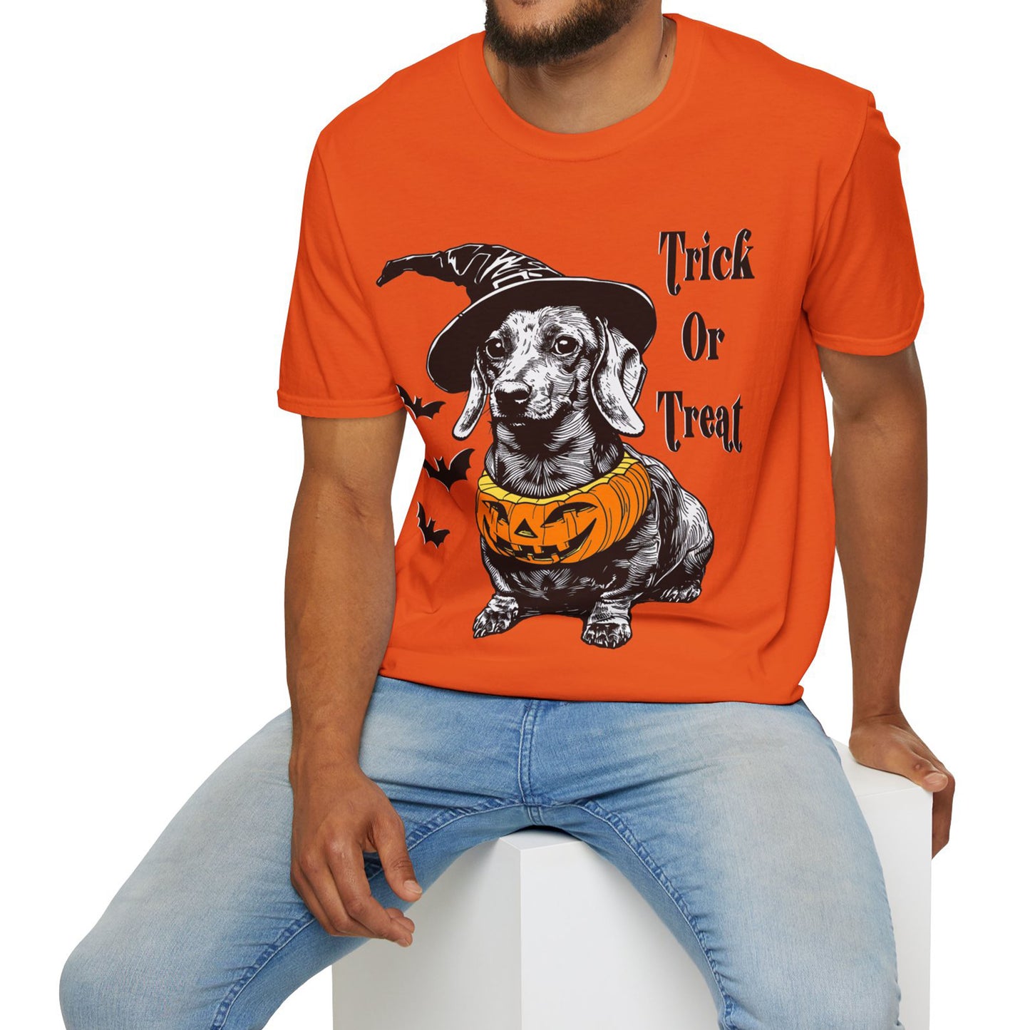 "Trick Or Treat" Smooth-Haired Dachshund Halloween Unisex Softstyle T-Shirt