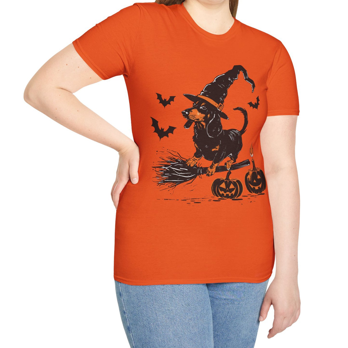 "Hocus Pocus" Black and Tan Smooth-Haired Dachshund Halloween Unisex Softstyle T-Shirt