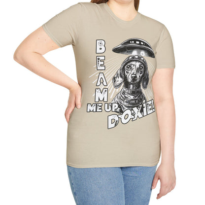 "Blue Beam" Smooth-Haired Dachshund Unisex Softstyle T-Shirt