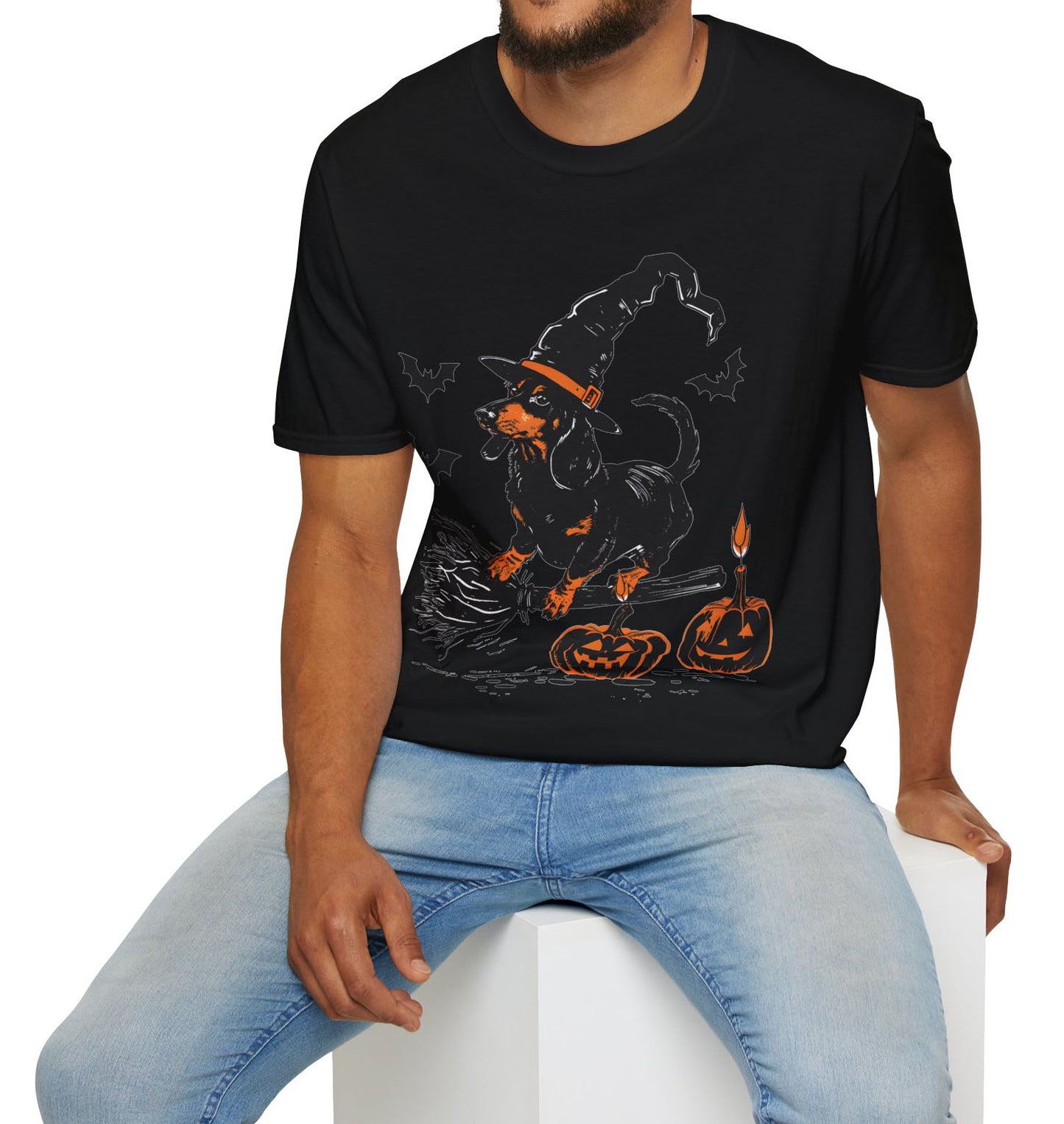 "Hocus Pocus" Black and Tan Smooth-Haired Dachshund Halloween Unisex Softstyle T-Shirt