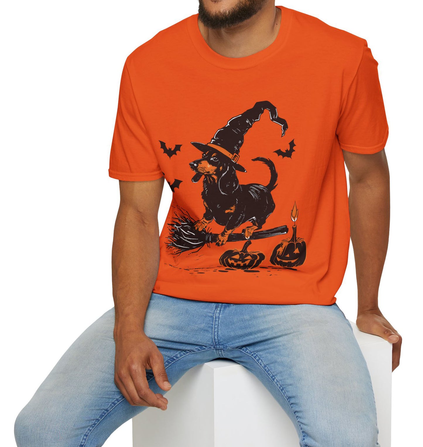 "Hocus Pocus" Black and Tan Smooth-Haired Dachshund Halloween Unisex Softstyle T-Shirt