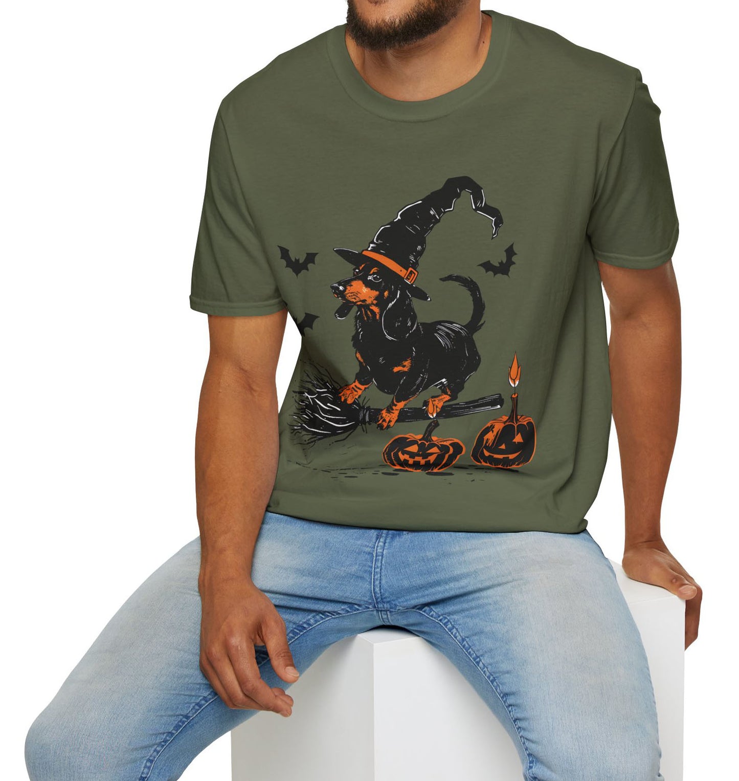"Hocus Pocus" Black and Tan Smooth-Haired Dachshund Halloween Unisex Softstyle T-Shirt