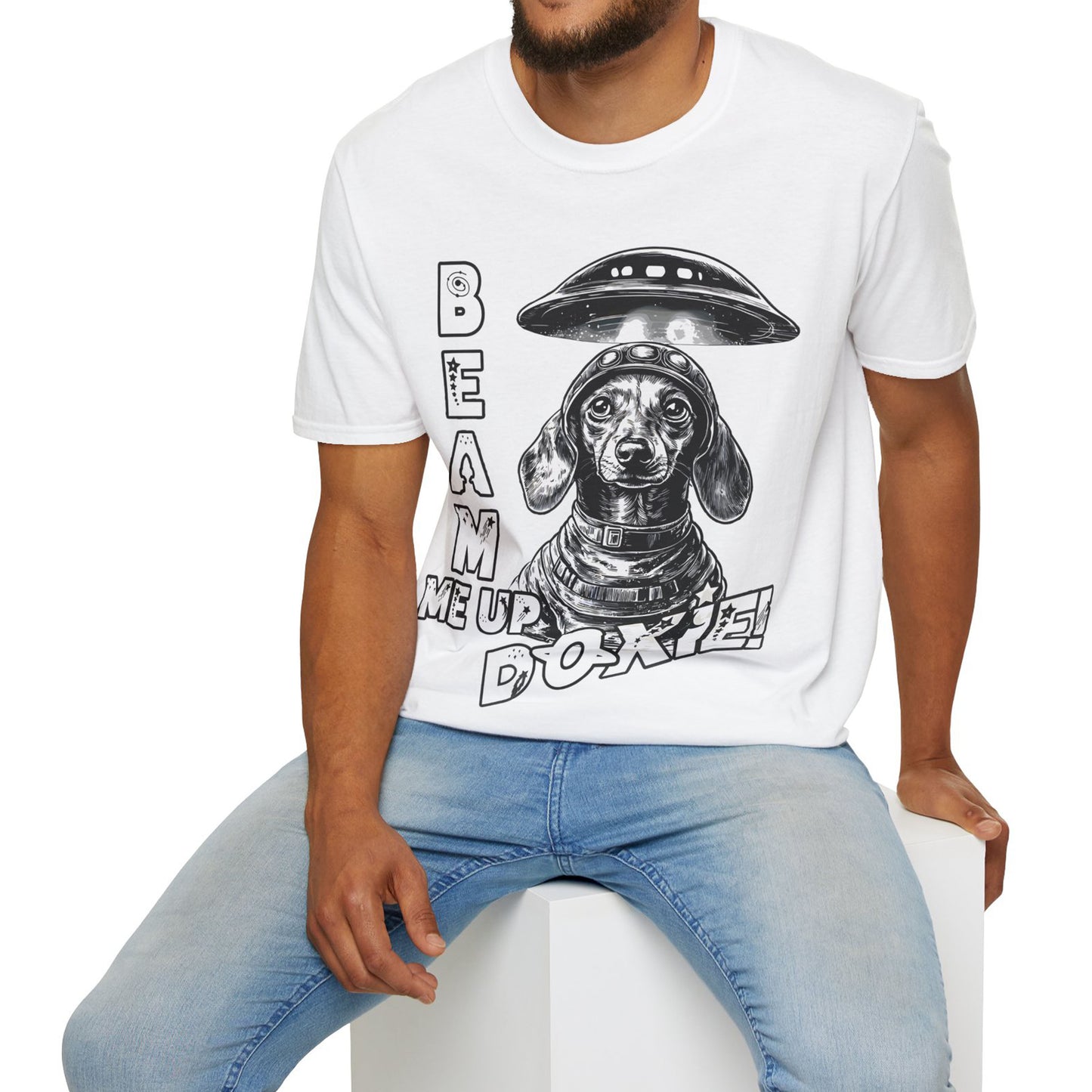 "Blue Beam" Smooth-Haired Dachshund Unisex Softstyle T-Shirt