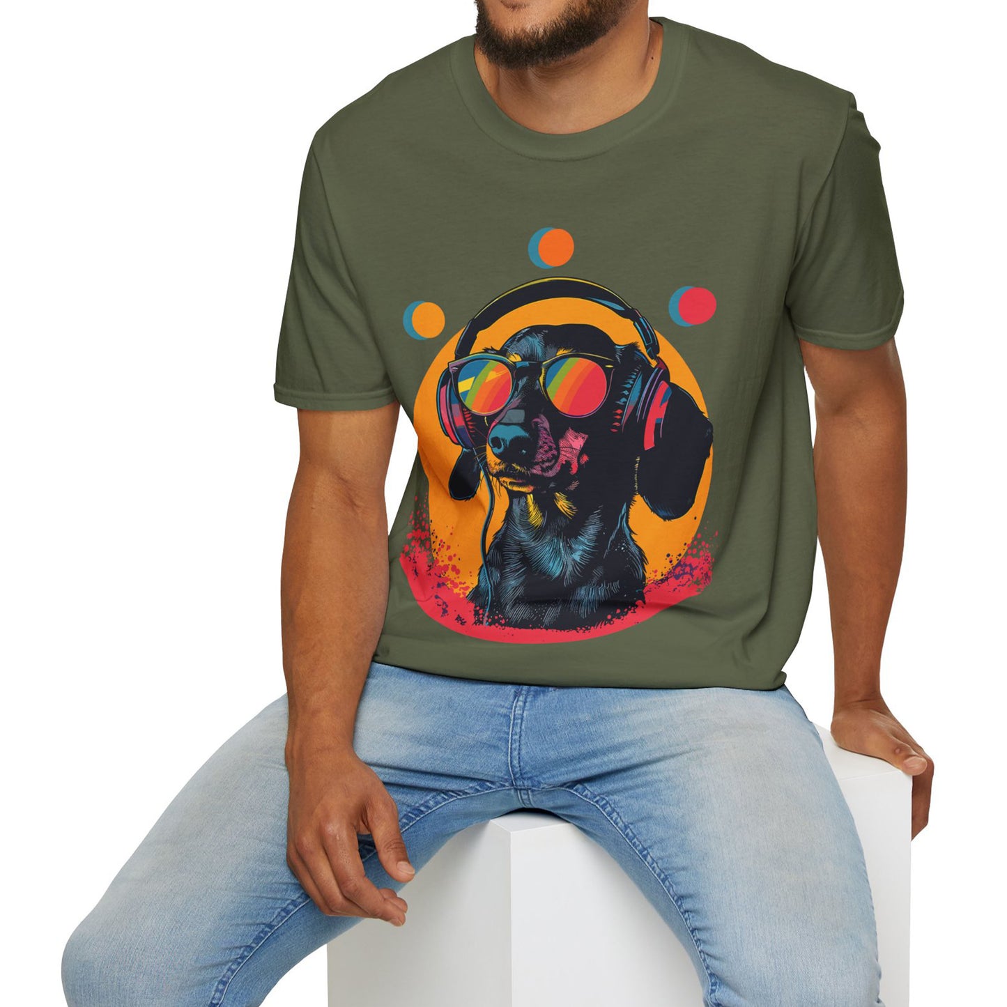 "Groove On" Black & Tan Smooth-Haired Dachshund Unisex Softstyle T-Shirt