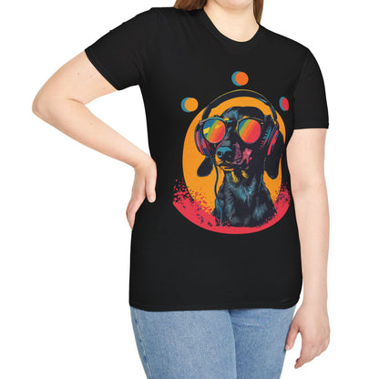 "Groove On" Black & Tan Smooth-Haired Dachshund Unisex Softstyle T-Shirt