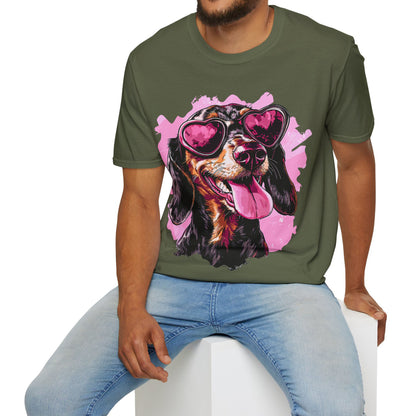 "Heart Eyes" Black & Tan Smooth-Haired Dachshund Unisex Softstyle T-Shirt