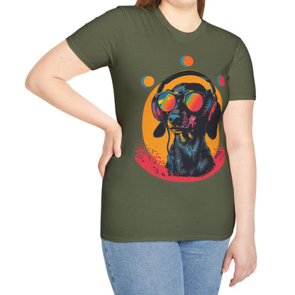 "Groove On" Black & Tan Smooth-Haired Dachshund Unisex Softstyle T-Shirt