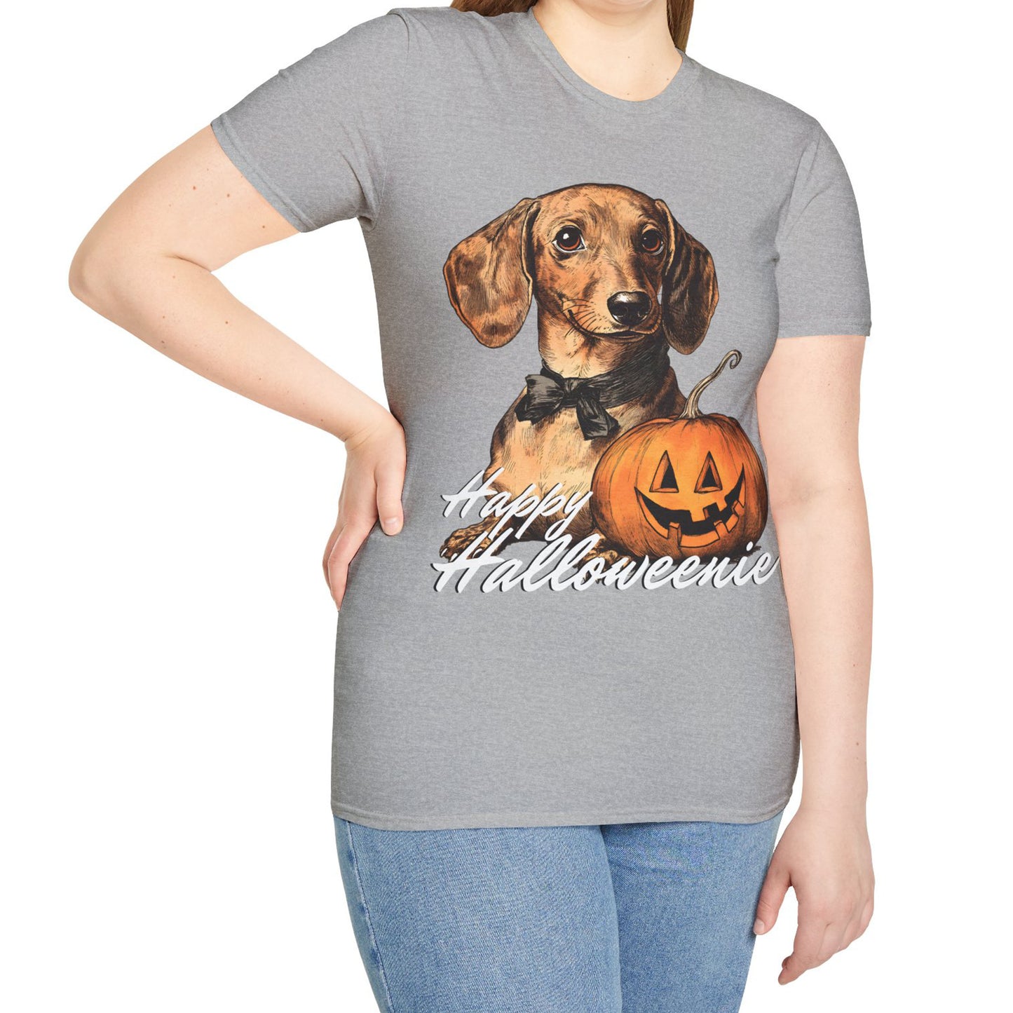 "Bowtie" Tan Smooth-Haired Dachshund Halloween Unisex Softstyle T-Shirt