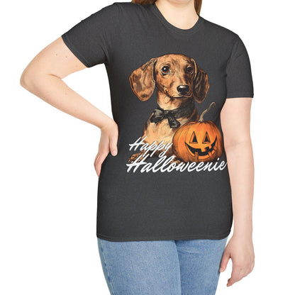"Bowtie" Tan Smooth-Haired Dachshund Halloween Unisex Softstyle T-Shirt