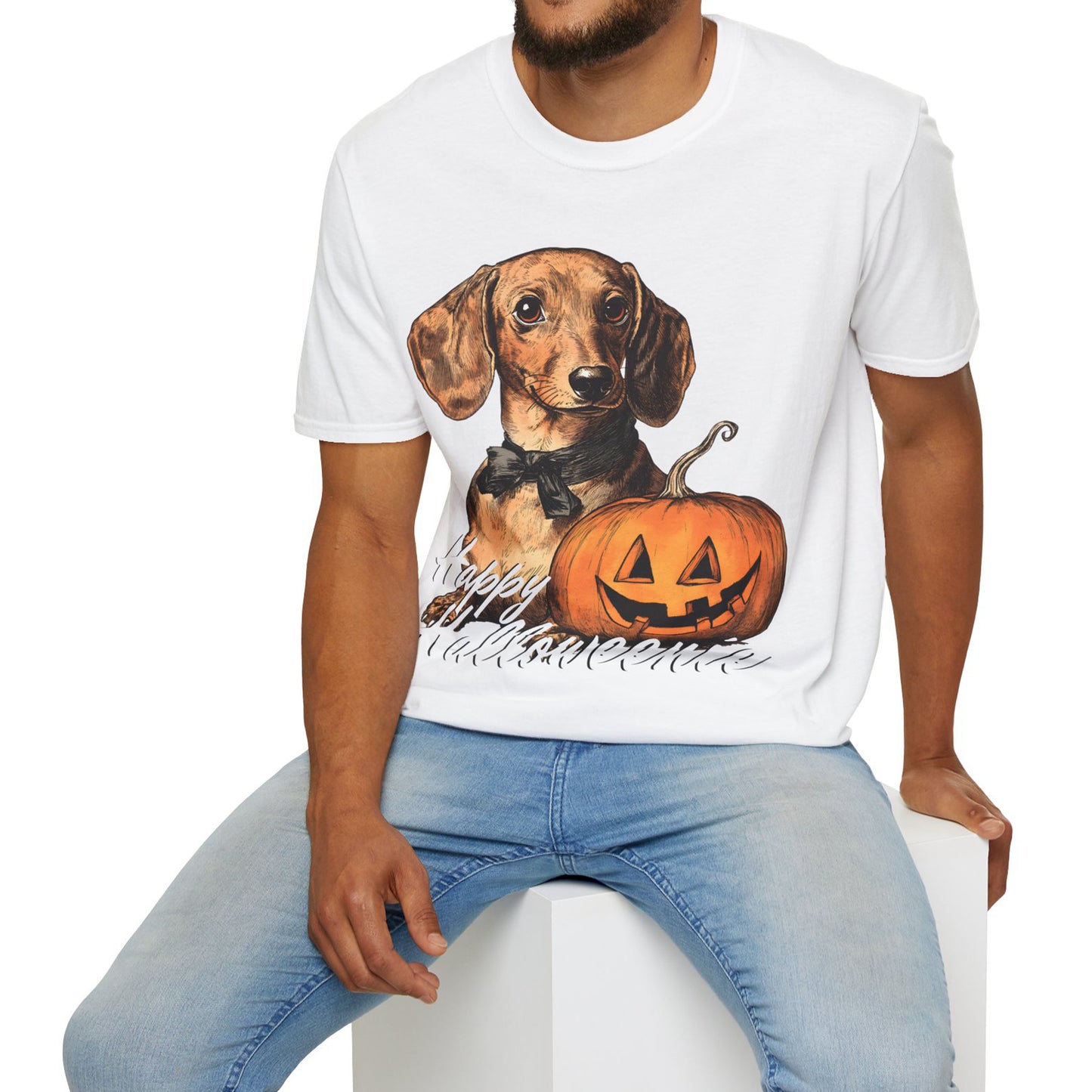 "Bowtie" Tan Smooth-Haired Dachshund Halloween Unisex Softstyle T-Shirt