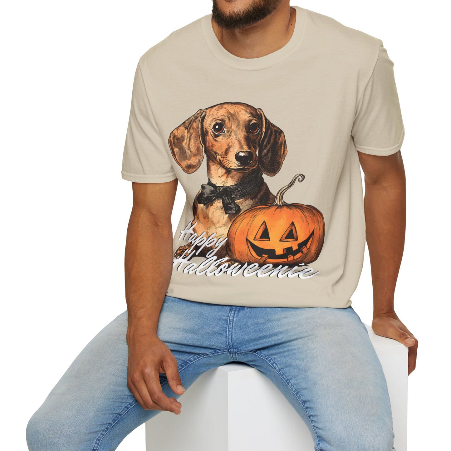 "Bowtie" Tan Smooth-Haired Dachshund Halloween Unisex Softstyle T-Shirt